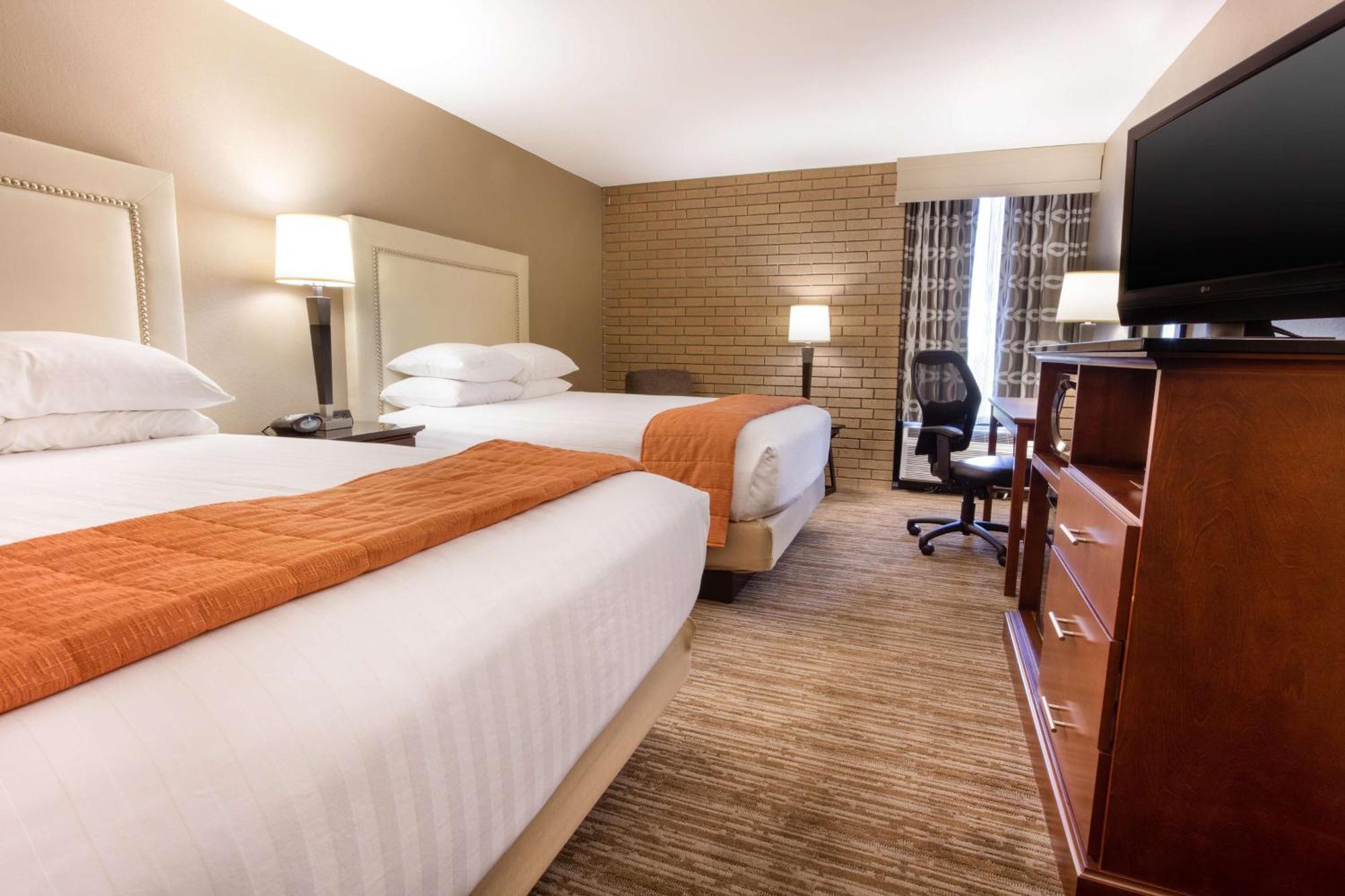Drury Inn & Suites Kansas City Airport Extérieur photo