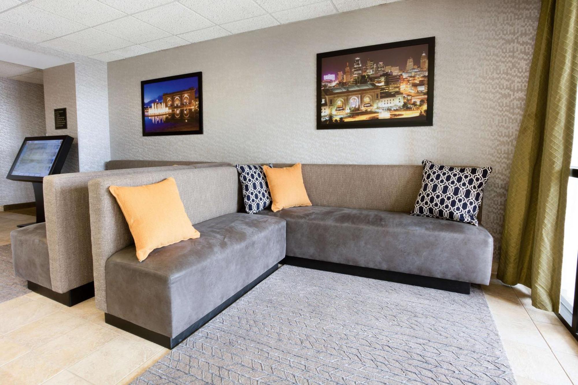 Drury Inn & Suites Kansas City Airport Extérieur photo