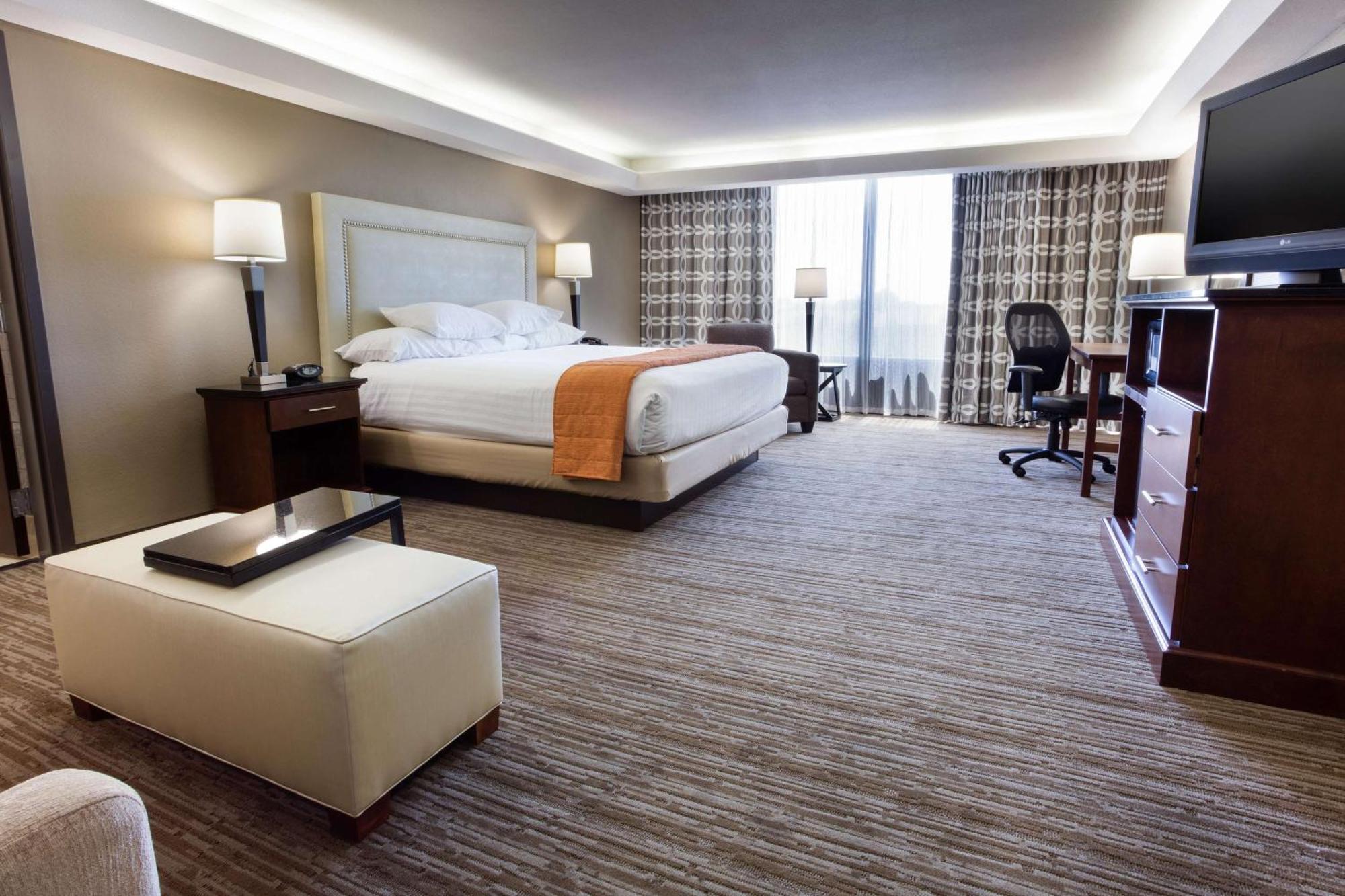 Drury Inn & Suites Kansas City Airport Extérieur photo