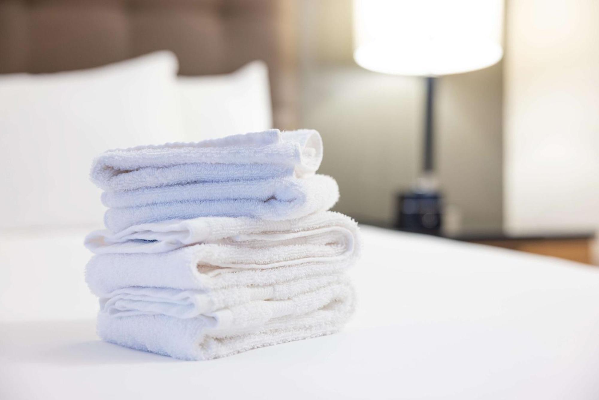 Drury Inn & Suites Kansas City Airport Extérieur photo